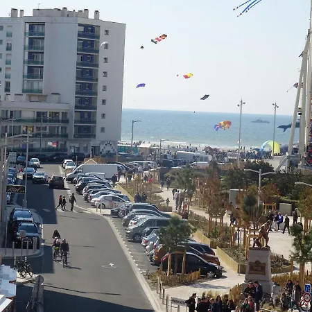 아파트 L'entonnoir Berck